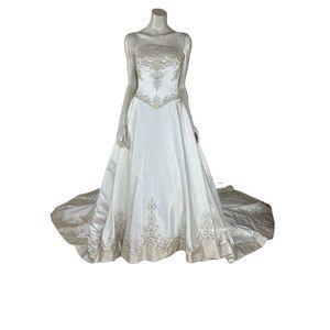 Allure Bridals A-line Corset Embroidered Satin Wedding Dress‎ Women 8 NWT Ivory
